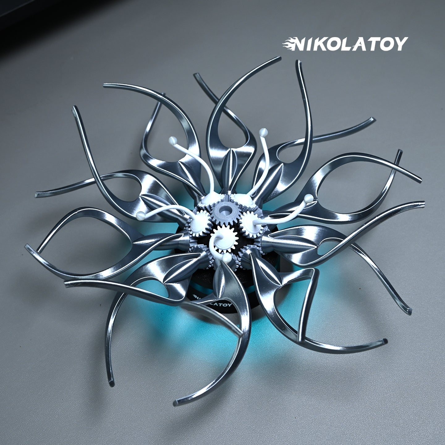 Mechanical Flowers - Inspired By Saatchi Gallery