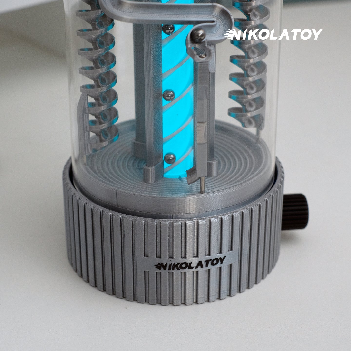 Creative EDC Spinning Pinball RGB Desktop Night Light