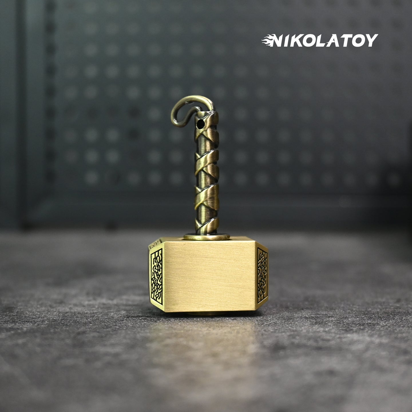 EDC Fidget Toys - Thor's Hammer