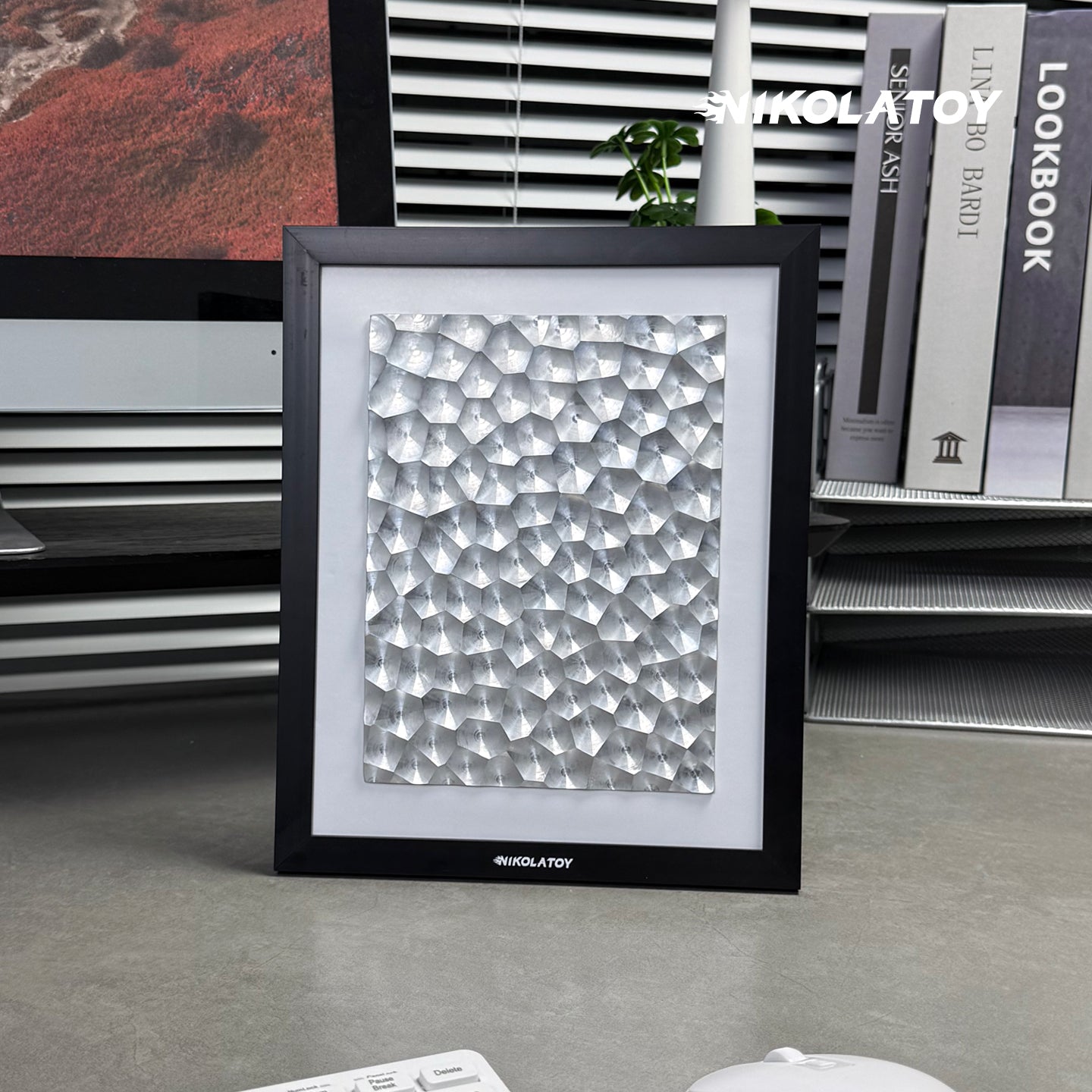 Precision CNC Alloy Laser Light Effect Art Frame