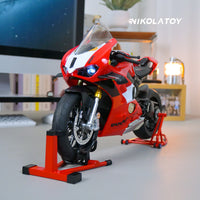 Alloy 1/6 Ducati Panigale V4R Model